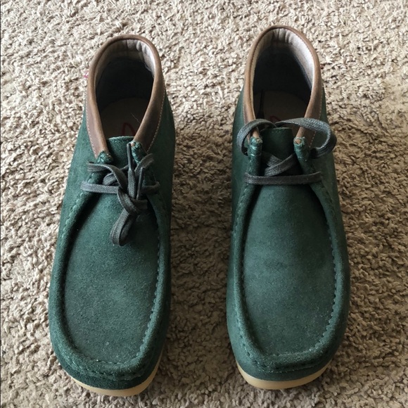 difference between clarks stinson and wallabee